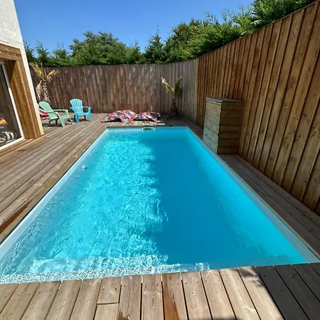 Maison De Au Centre بيسكاروس